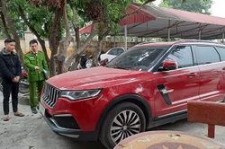 Truy nã kẻ nổ súng vào xe 'thánh chửi' Dương Minh Tuyền