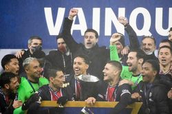 HLV Pochettino 'sướng phát điên' với Siêu cúp Pháp 2020