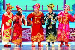 Ngày quay Táo Quân 2021 gần kề, nghệ sĩ Chí Trung: Kịch bản trăm trang thuộc sao nổi?