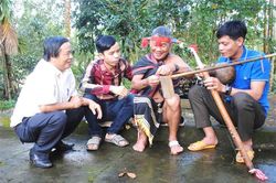 Người đam mê truyền thụ tình yêu nhạc cụ