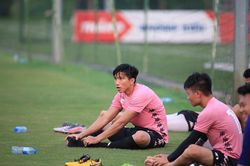 Văn Hậu sức khỏe dần ổn định, nhưng chưa hẹn ngày tái xuất sân cỏ sau chấn thương đầu gối