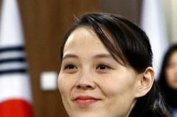 Em gái ông Kim Jong Un vì sao không vào được Bộ Chính trị đảng Lao động Triều Tiên?