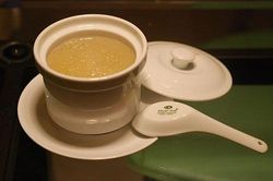 Cách để chưng tổ yến với đường phèn đúng cách mà ai ăn cũng mê