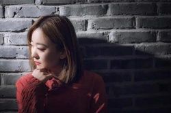 Biết đồng nghiệp làm việc khuất tất, tôi vẫn không thể hé răng nửa lời, chỉ dám trơ mắt đứng nhìn