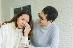 Lần đầu tiên vợ say rượu, không ngờ cô ấy vừa khóc vừa tiết lộ một bí mật động trời khiến tôi rụng rời chân tay