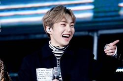 Hậu xuất ngũ, Xiumin (EXO) tiếp tục chăm chỉ tái ngộ fan qua show giải trí mới