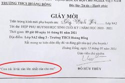 Đưa giấy mời họp phụ huynh, giáo viên tinh tế kèm theo lời nhắn gửi khiến ai nấy cũng xuýt xoa