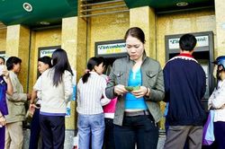 Thưởng Tết, những cảm xúc trái chiều