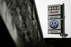 VW và Audi giảm sản lượng ôtô và nhân sự vì thiếu hụt phụ tùng