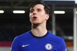Chelsea thắng Fulham 1-0 trong trận chơi hơn người từ phút 44