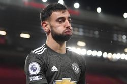 MU giữ ngôi đầu sau trận hòa Liverpool