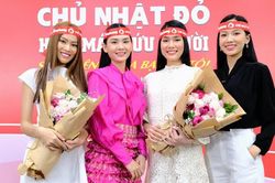 Hôm nay chính hội Chủ nhật Đỏ