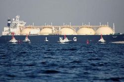 Giá LNG giao ngay tại châu Á tăng lên mức kỷ lục
