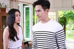 Chồng khinh thường nói với bạn: 'Nó 40 tuổi rồi đố dám rời tao ra', vợ lập tức có câu trả lời khiến anh ta biến sắc