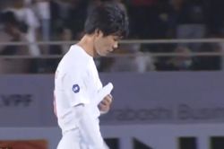 HAGL bại trận, Kiatisak nếm trái đắng đầu tiên ở V-League 2021