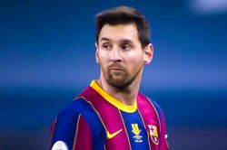 Pha đánh nguội khiến Messi bị đuổi khỏi sân