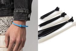 Ambush bán phụ kiện giống dây rút nhựa với giá 785 USD