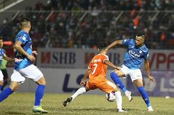 HLV Polking cần có Lee Nguyễn nhanh nhất có thể