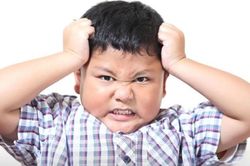 Biến 'ăn vạ' thành cơ hội giáo dục trẻ