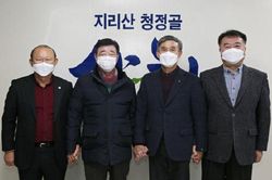 HLV Park Hang Seo: 'Tinh thần tuyển Việt Nam cổ vũ Hàn Quốc chống dịch'