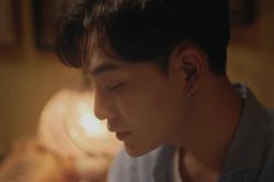 Ali Hoàng Dương tự viết thư tay gửi cha trong OST 'Bố già' bản điện ảnh