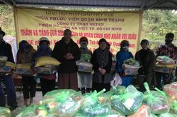 Ni trưởng Từ Nhẫn tặng quà Tết ở Quảng Nam, Quảng Ngãi