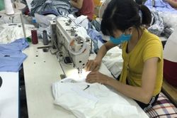 May áo giả thương hiệu, doanh nghiệp bị phạt 500 triệu