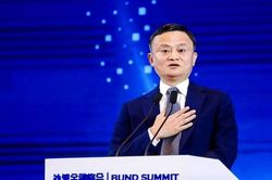 Tỷ phú Jack Ma xuất hiện sau 3 tháng bặt vô âm tín