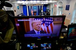 Không dễ dàng chấp nhận thất bại, ông Trump sẽ thành lập đảng riêng và quay trở lại chính trường