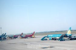 Hà Nội chìm trong ô nhiễm, nhiều chuyến bay không thể hạ cánh