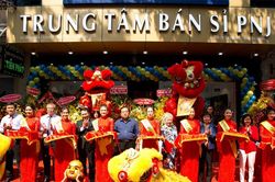 Lợi nhuận quý 4 của PNJ tăng 10,3%, doanh thu bán sỉ sụt giảm mạnh