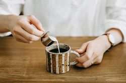 Chế độ giảm cân gây tranh cãi: Giảm cân bằng cà phê