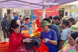 'Chợ nhân đạo' - Tình người nơi vùng cao