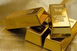 Giá vàng hôm nay 21/1: Tăng vọt, tiến sát ngưỡng. 1.900 USD/ounce