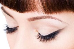 Mẹo giúp lông mi mọc nhanh, dày rợp bóng