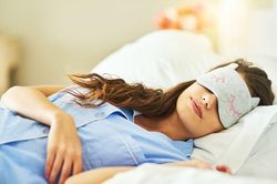 Thói quen buổi tối giúp da luôn khỏe đẹp