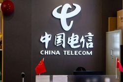 'Cuộc chiến' giữa các gã khổng lồ viễn thông Trung Quốc và Phố Wall
