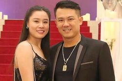 Tiền phúng điếu của Vân Quang Long được chia đều cho hai vợ