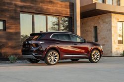 SUV động cơ tăng áp, nhiều trang bị hiện đại, giá gần 800 triệu đồng