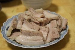 Cũng là thịt luộc nhưng cho thêm thứ này vào ăn bao nhiêu cũng hết, ai cũng khen ngon