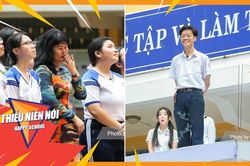 Nam sinh làm bạn với mẹ suốt nhiều năm qua, mong muốn mẹ tìm kiếm hạnh phúc mới gây xúc động mạnh