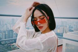 'Mặn mòi' như Diệu Nhi, khoe siêu xe 1 cách không giống ai