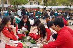 Gần 2.000 học sinh Phú Thọ tham gia ngày hội hướng nghiệp chào Xuân Tân Sửu