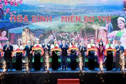 Khai mạc Ngày hội văn hóa, du lịch tỉnh Hòa Bình tại Hà Nội