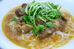 Cách làm phở bò sốt vang ngon đậm đà cho ngày đông