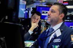 Cổ phiếu công nghệ đưa Nasdaq lập kỷ lục mới