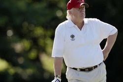 Ông Trump hé lộ sẽ 'tái xuất' sau khi mãn nhiệm