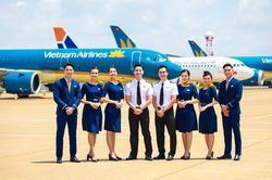 Hơn 200 triệu đồng hành khách bỏ quên được tiếp viên hàng không trả lại