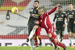Trực tiếp bóng đá MU vs Liverpool: Quyền trượng trao tay ai?