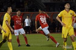 Lee Nguyễn ra mắt, TP.HCM thắng trận đầu tiên ở mùa giải 2021